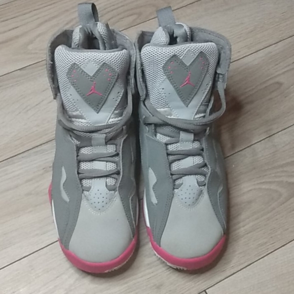 Sold - Picture 2 of 8